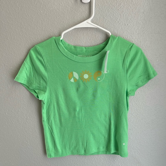 American Eagle Cropped Green Ribbed Top — NWT — FINAL SALE PRICE - Picture 2 of 5
